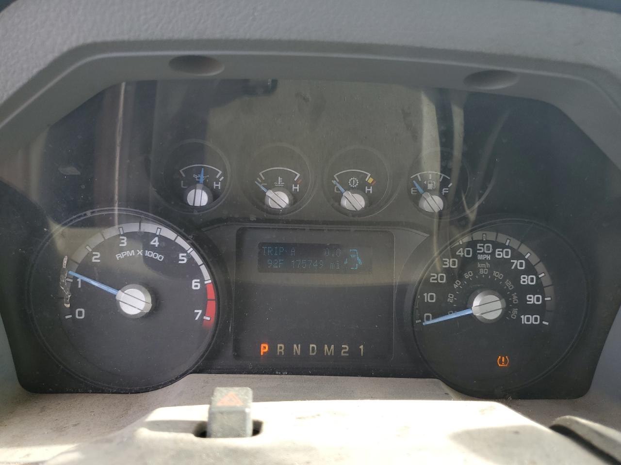 Ford F-350 Super Duty Image 7