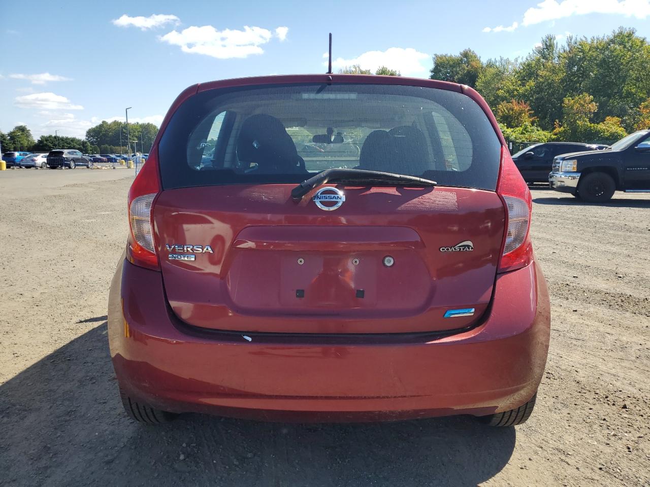 Nissan Versa S Image 3