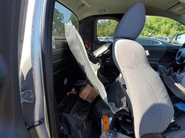 Toyota Tacoma Access Cab Image 11