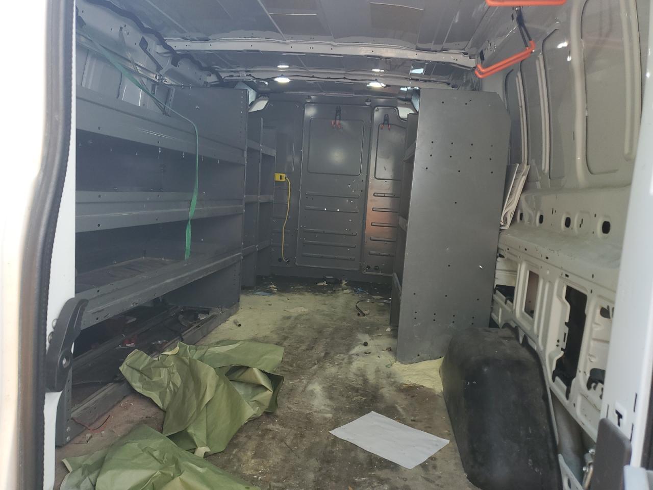 Ford Transit T-350 Image 7