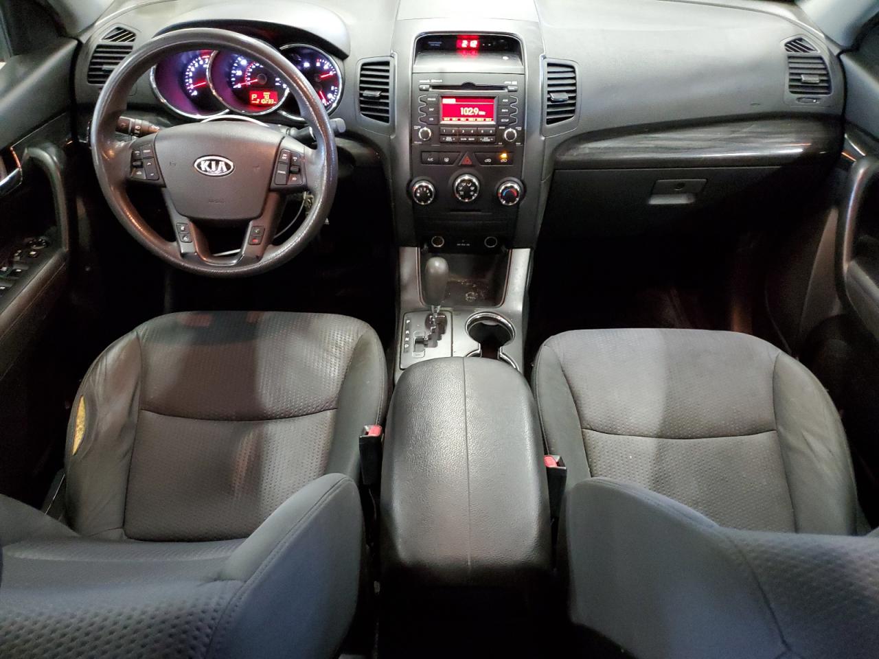 Kia Sorento Lx Image 9