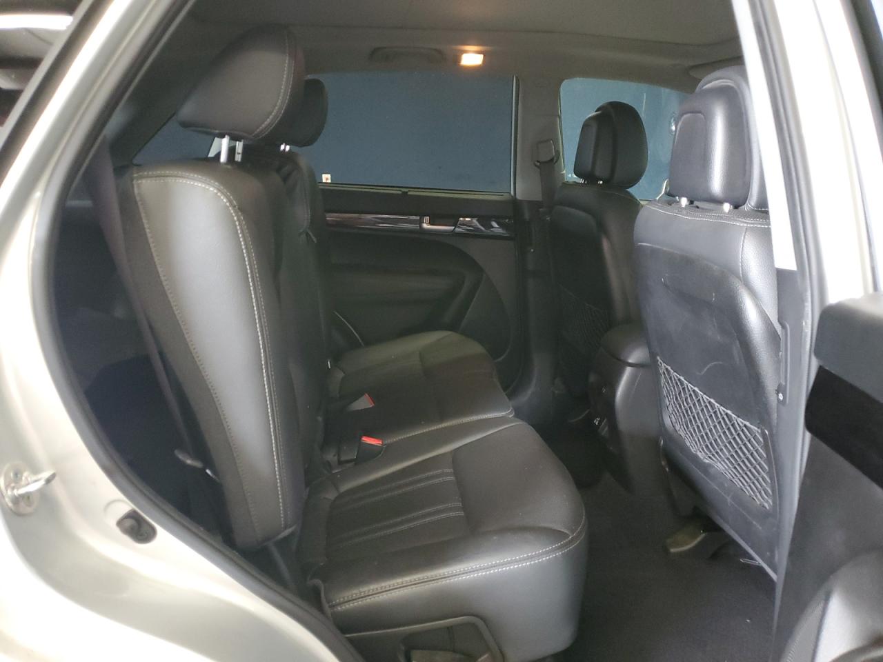 Kia Sorento Ex Image 7