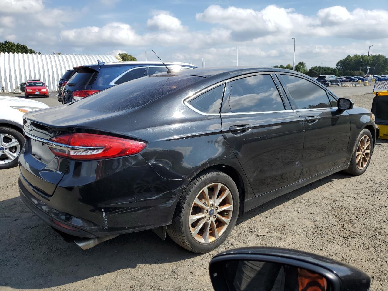Ford Fusion Se Image 3