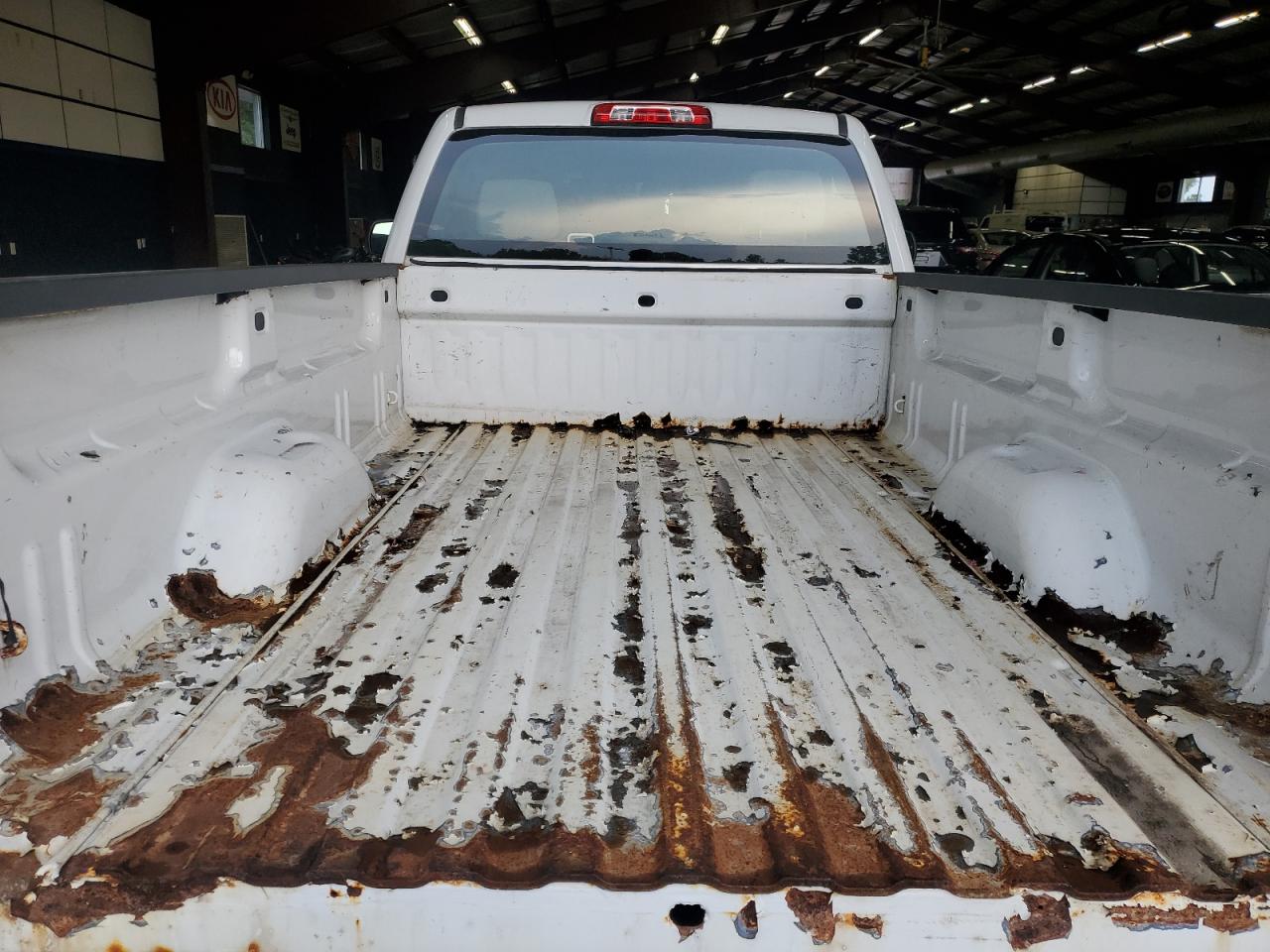 Chevrolet Silverado K1500 Image 9