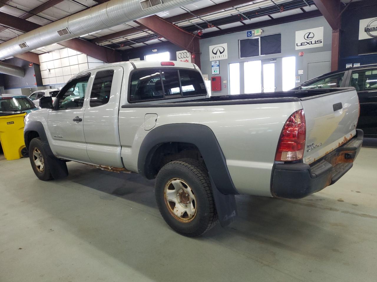 Toyota Tacoma Access Cab Image 5