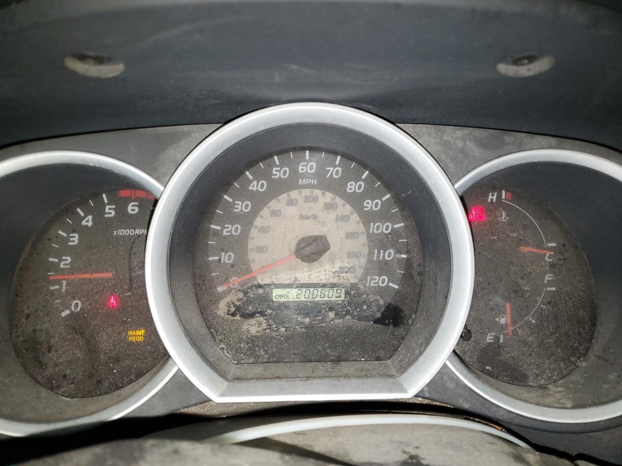 Toyota Tacoma Access Cab Image 3