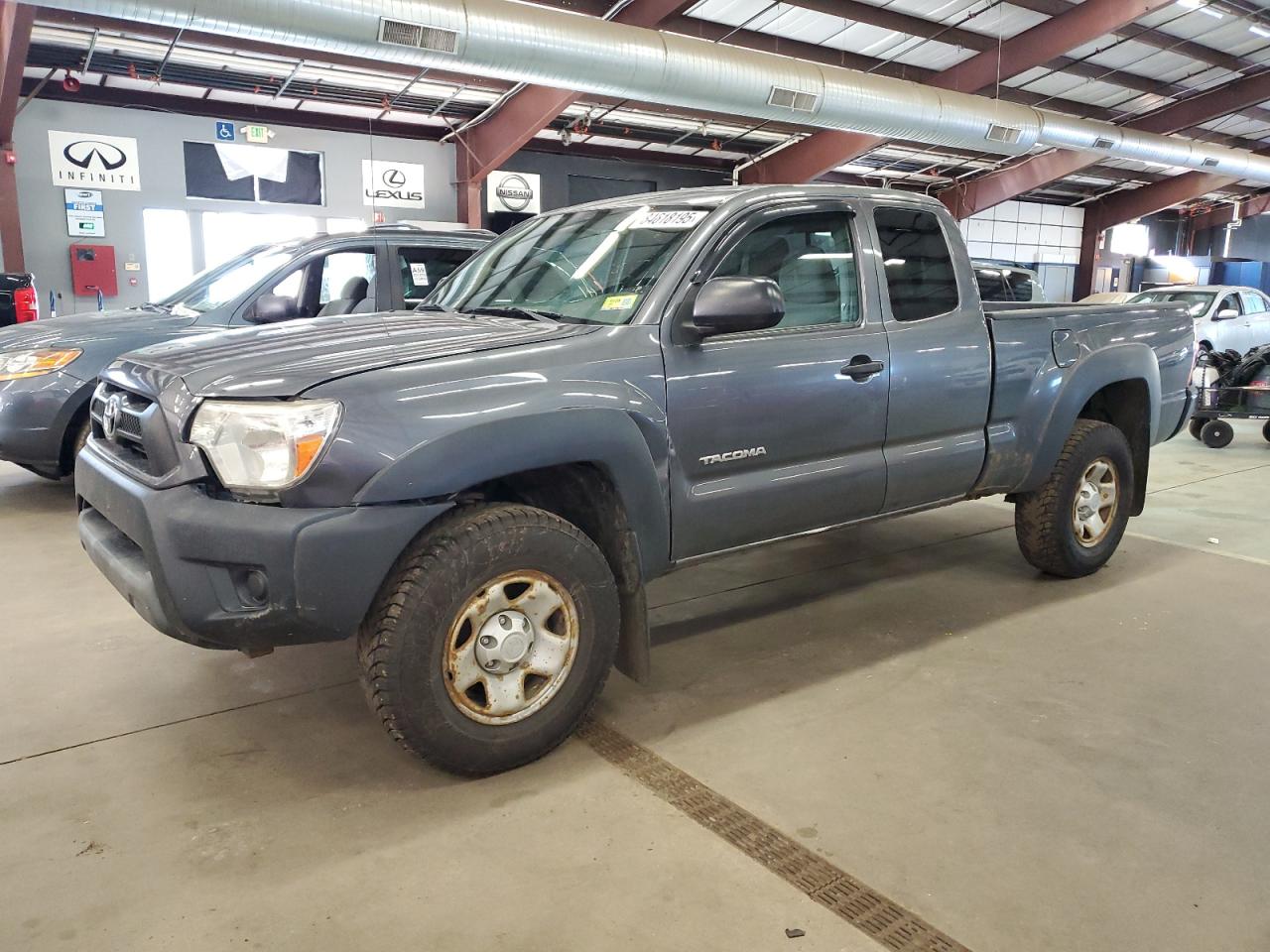 Toyota Tacoma Access Cab Image 1