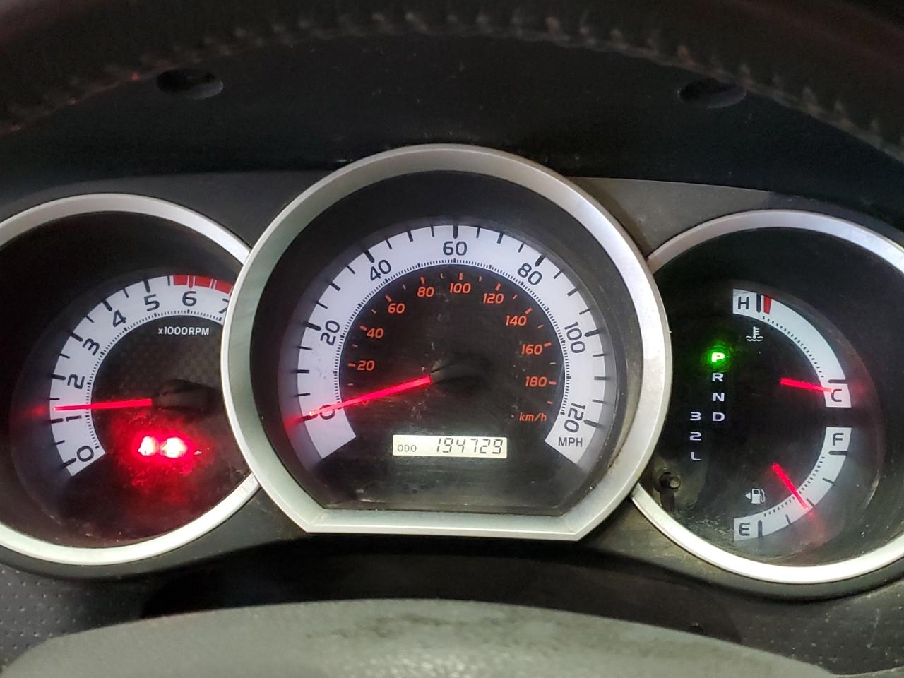 Toyota Tacoma Access Cab Image 8