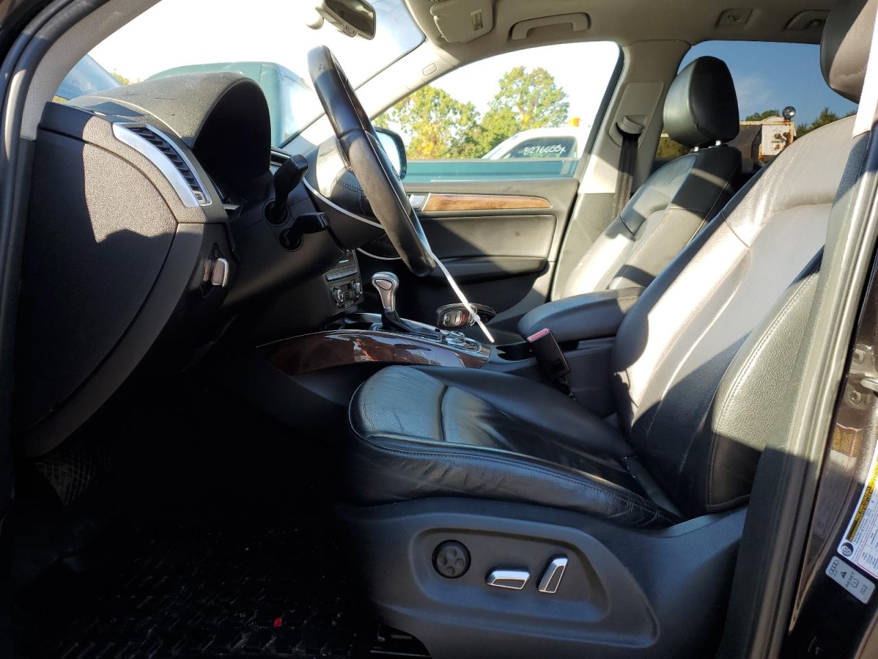 Audi Q5 Premium Plus Image 3