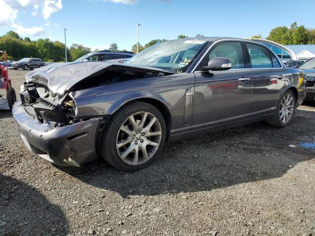  Salvage Jaguar Xj8
