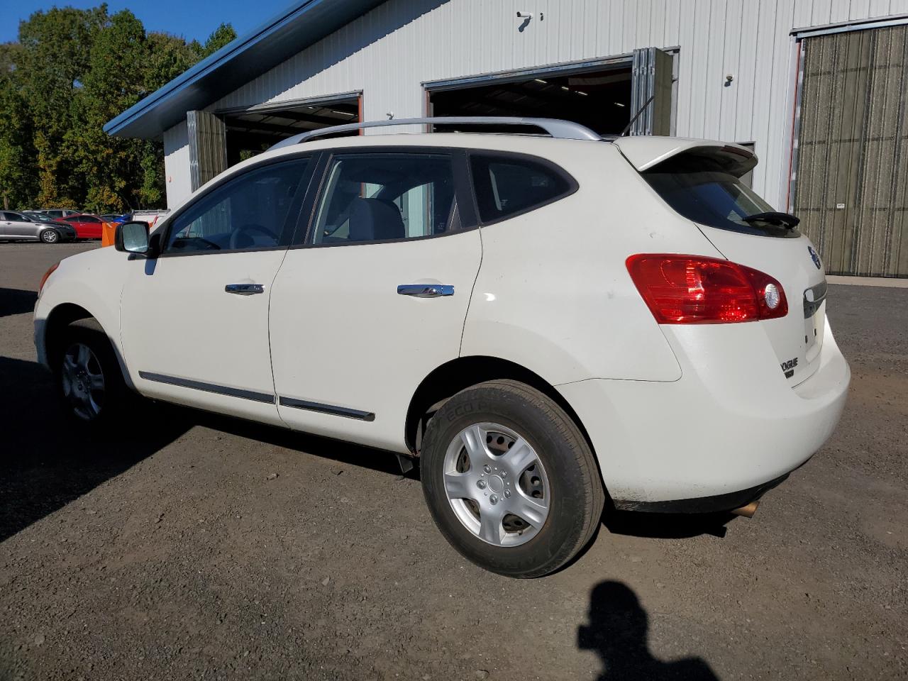 Nissan Rogue S Image 11