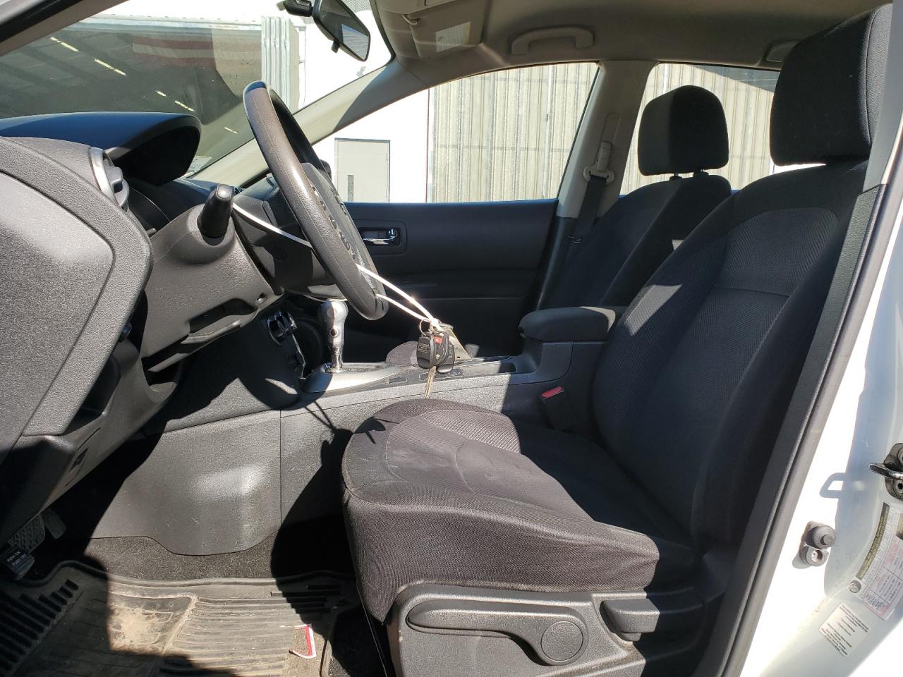 Nissan Rogue S Image 12