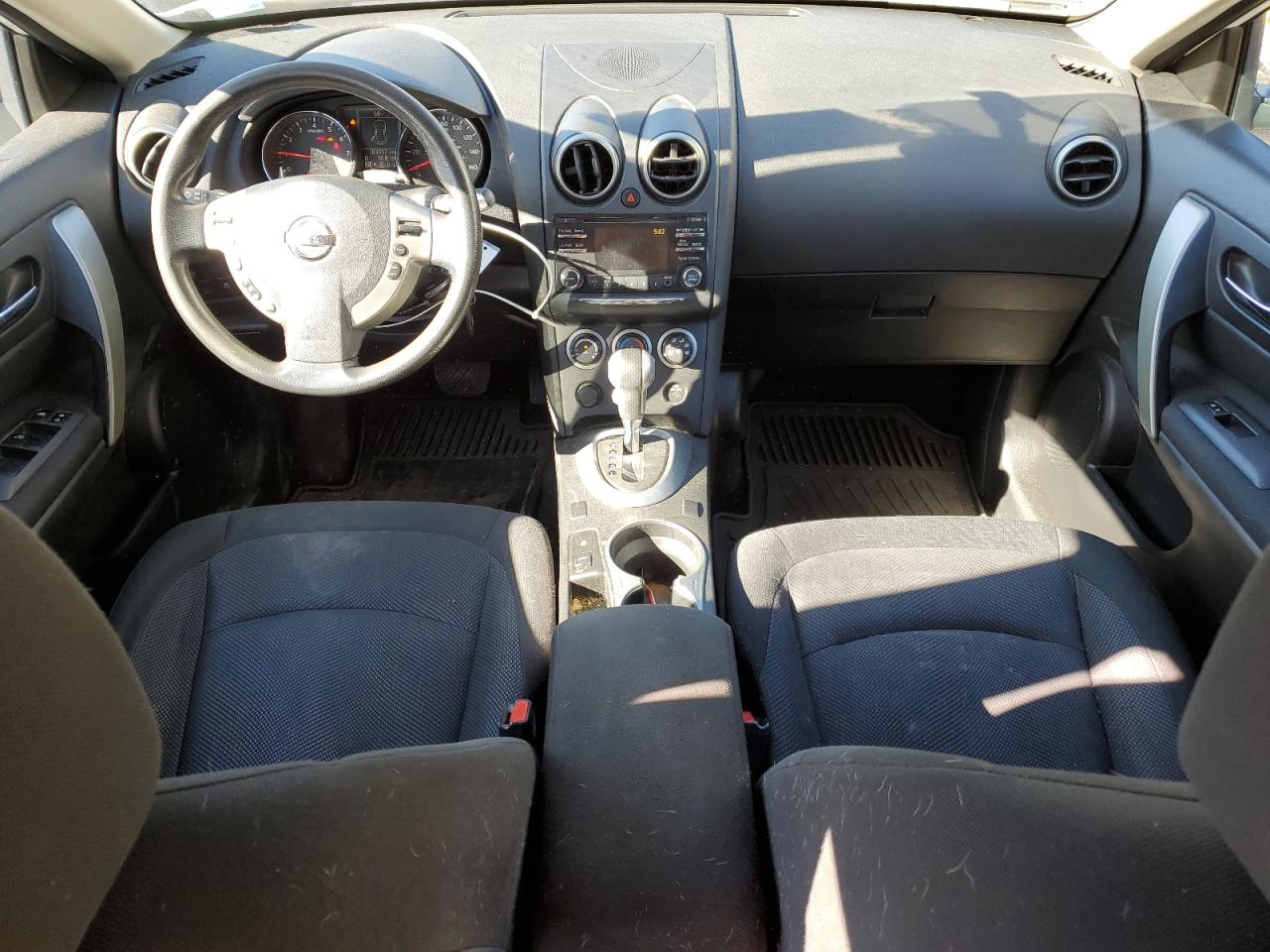 Nissan Rogue S Image 3