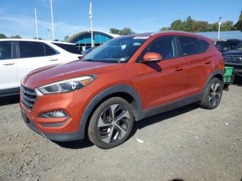  Salvage Hyundai TUCSON