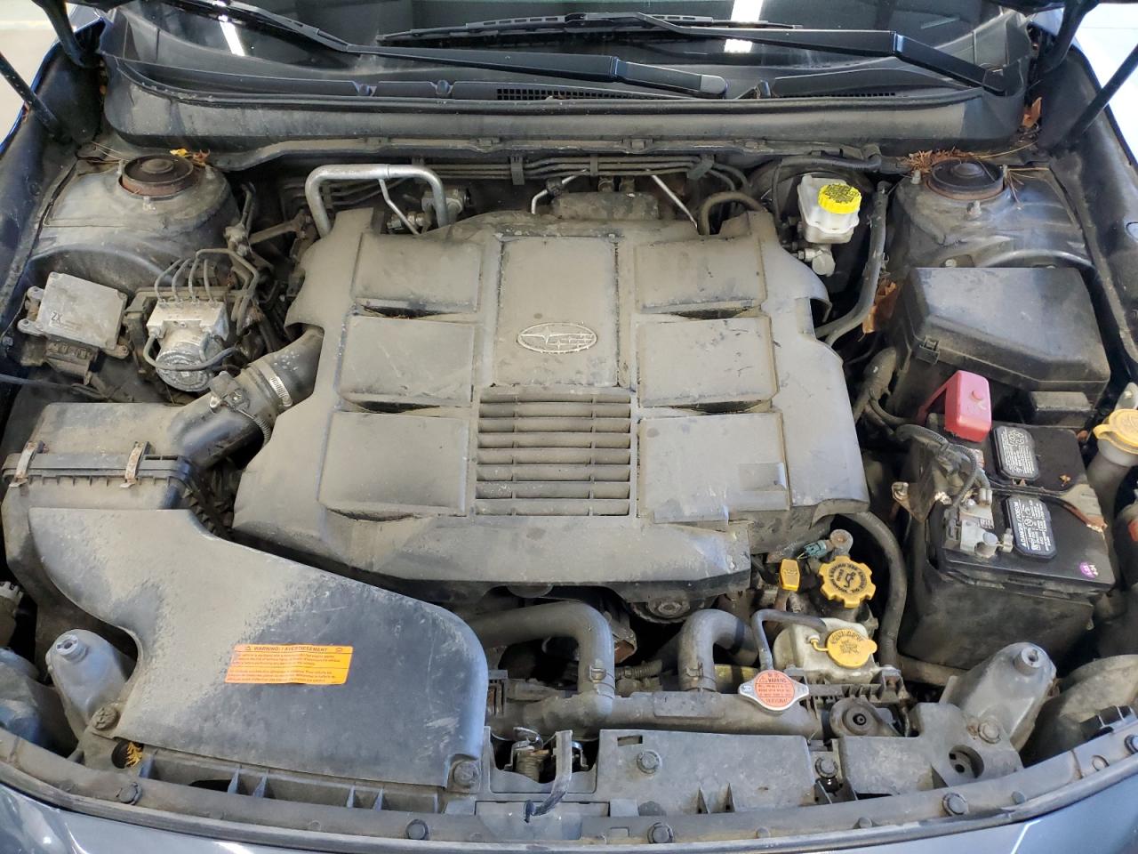 Subaru Outback 3.6r Limited Image 10