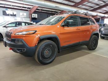  Salvage Jeep Cherokee