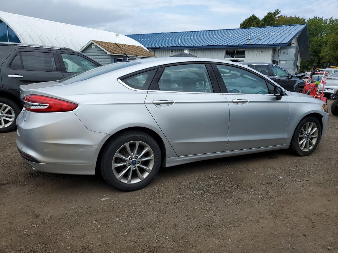 Ford Fusion Se Image 3