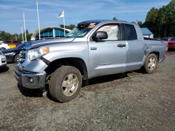  Salvage Toyota Tundra