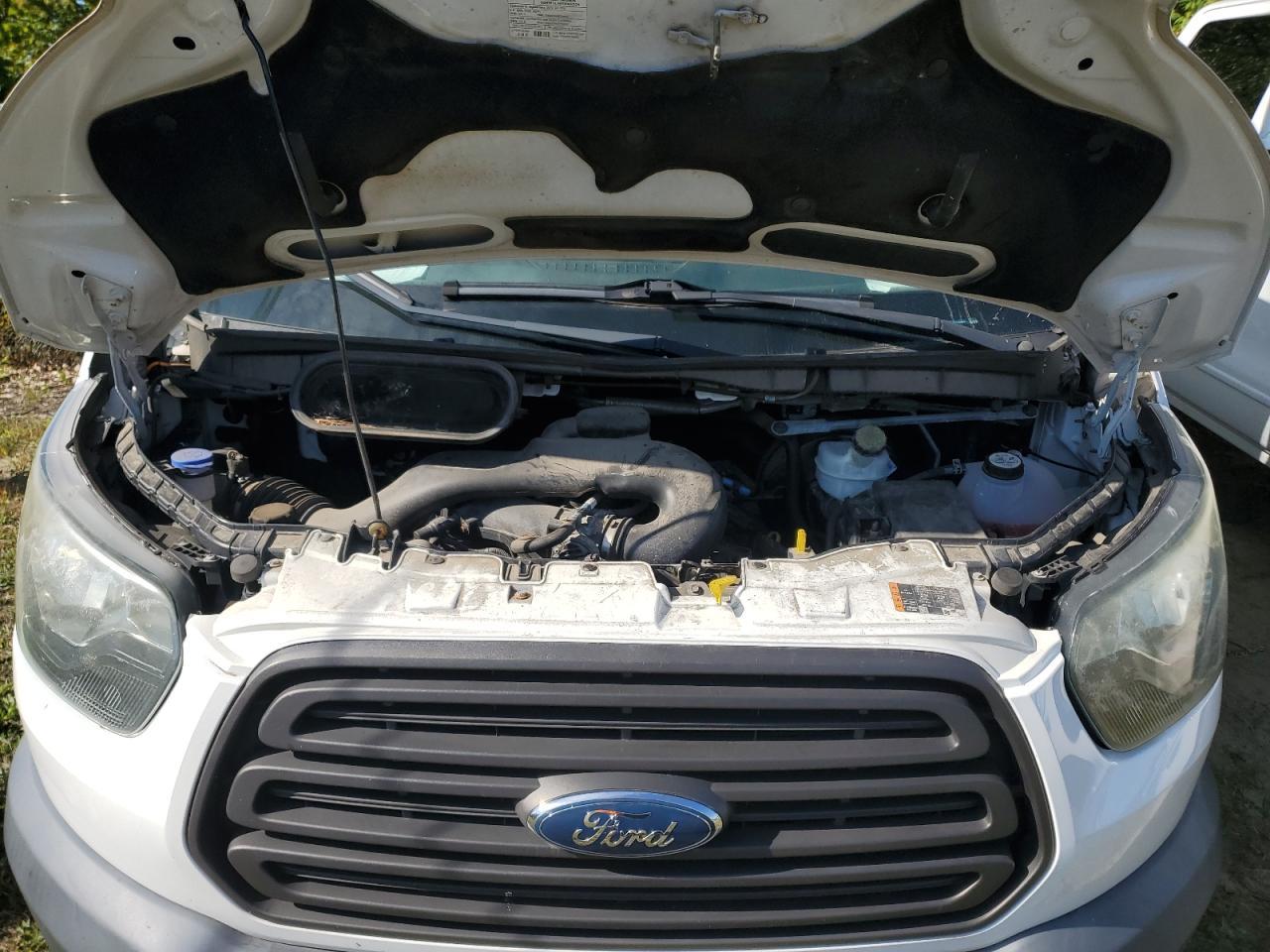 Ford Transit T-150 Image 4