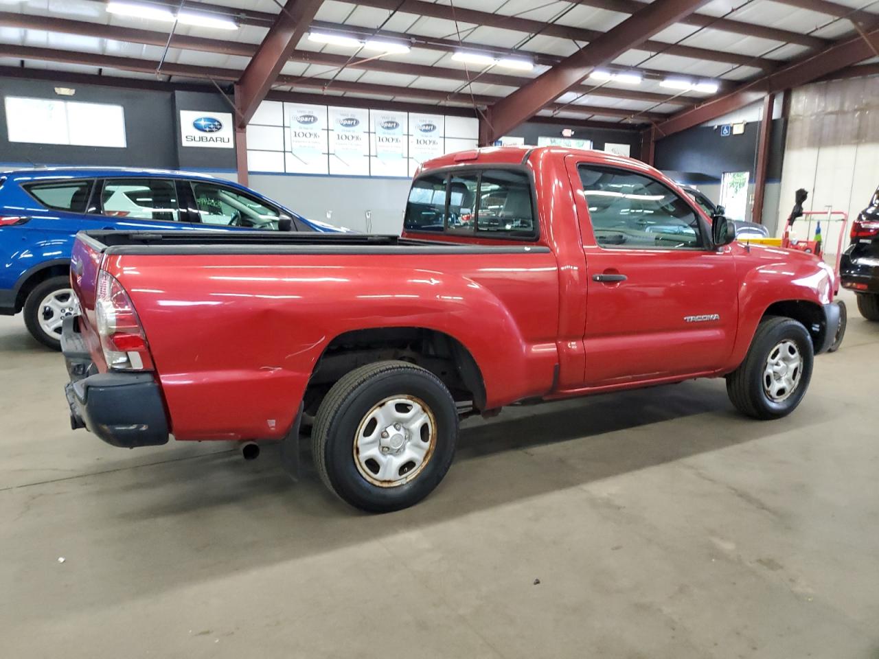 Toyota Tacoma Image 2