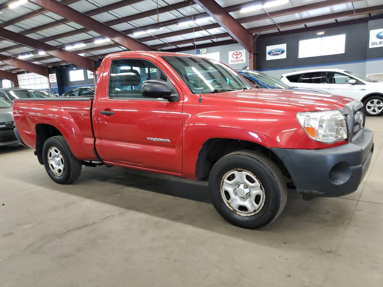 Toyota Tacoma Image 4