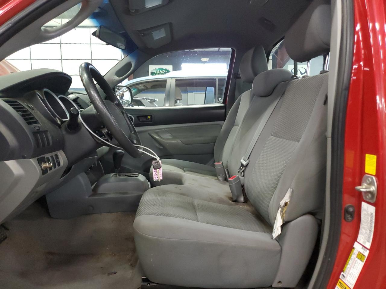 Toyota Tacoma Image 7