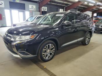  Salvage Mitsubishi Outlander