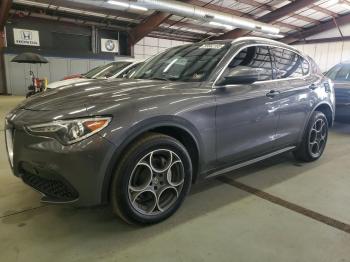  Salvage Alfa Romeo Stelvio