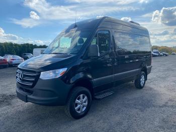  Salvage Mercedes-Benz Sprinter