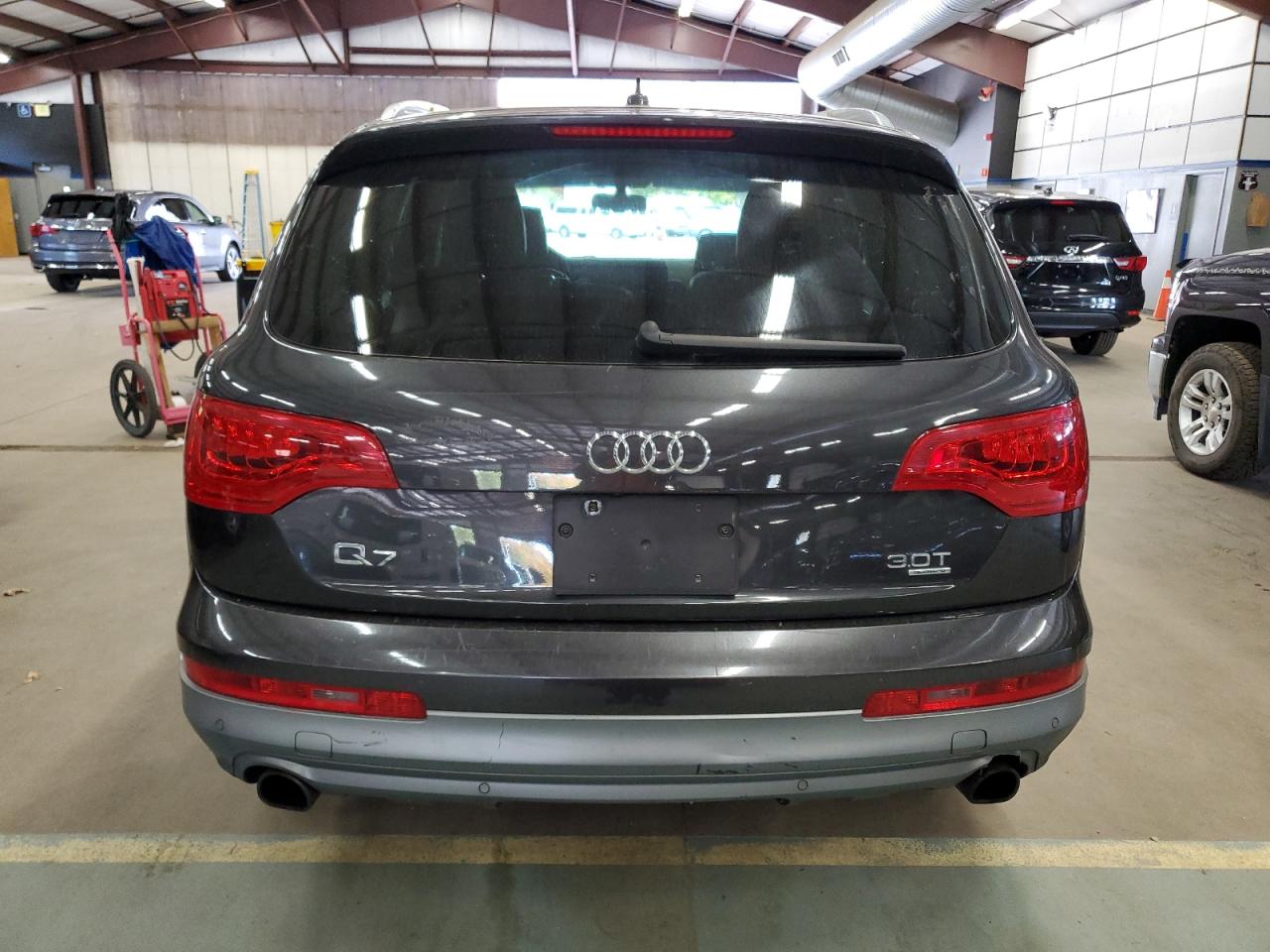 Audi Q7 Premium Plus Image 4