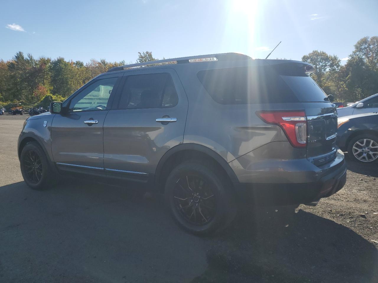 Ford Explorer Xlt Image 7