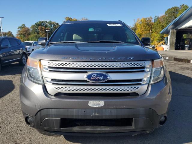 Ford Explorer Xlt Image 2