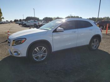  Salvage Mercedes-Benz GLA