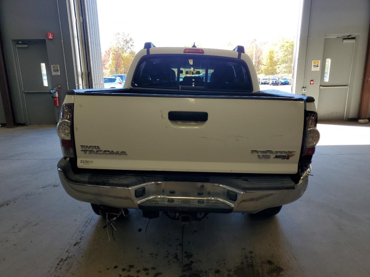 Toyota Tacoma Double Cab Prerunner Image 4