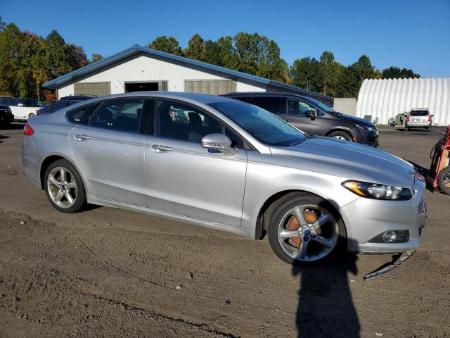 Ford Fusion Se Image 6