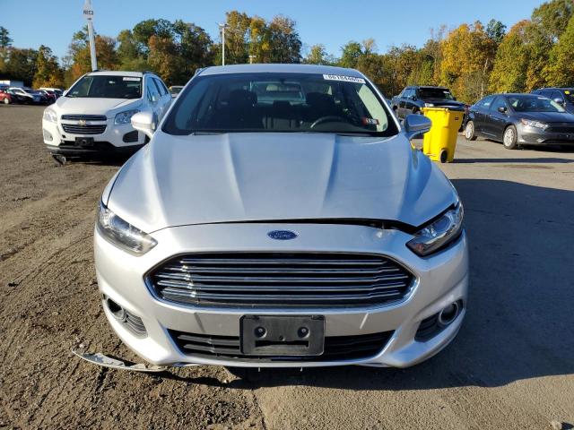 Ford Fusion Se Image 2