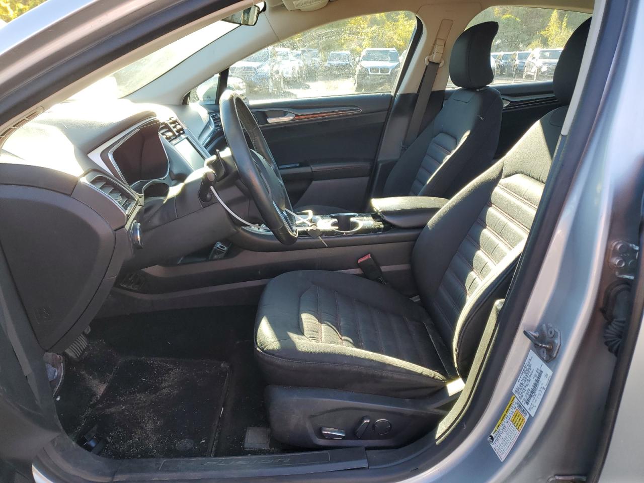 Ford Fusion Se Image 5