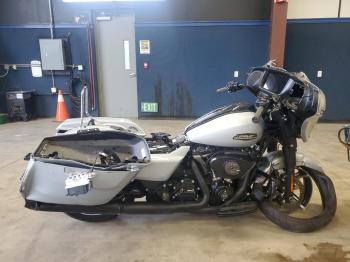  Salvage Harley-Davidson Fl