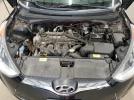 Hyundai VELOSTER Image 2
