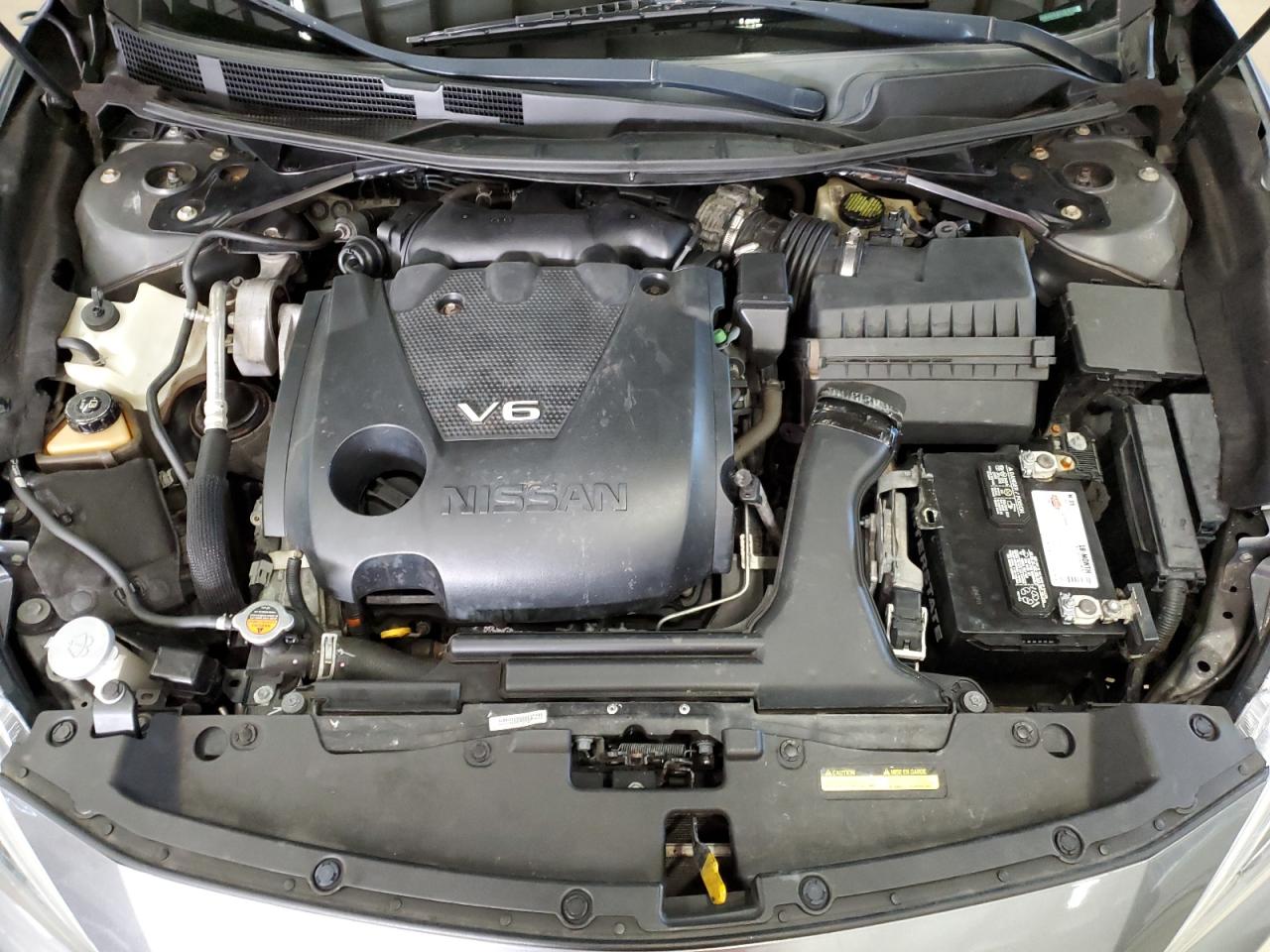 Nissan Maxima 3.5s Image 12