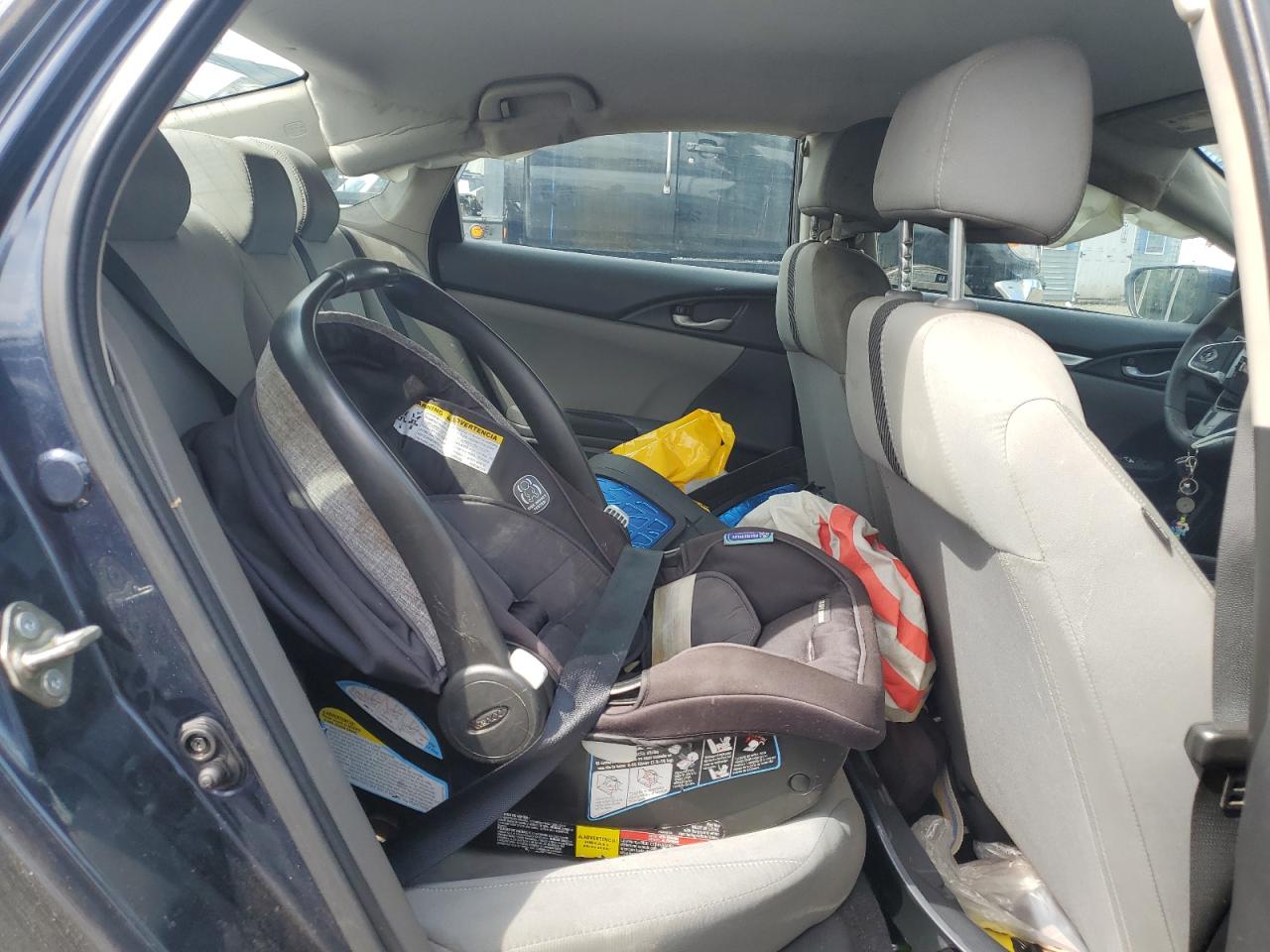 Hond Civic Lx Image 2