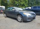Toyota Camry Base Image 12