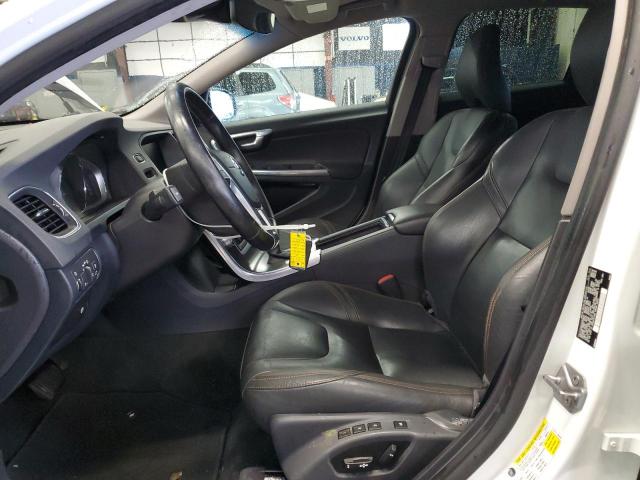 Volv V60 Premier Image 6
