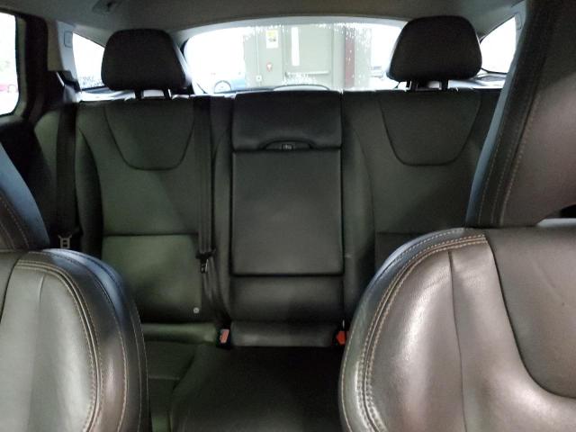 Volv V60 Premier Image 8