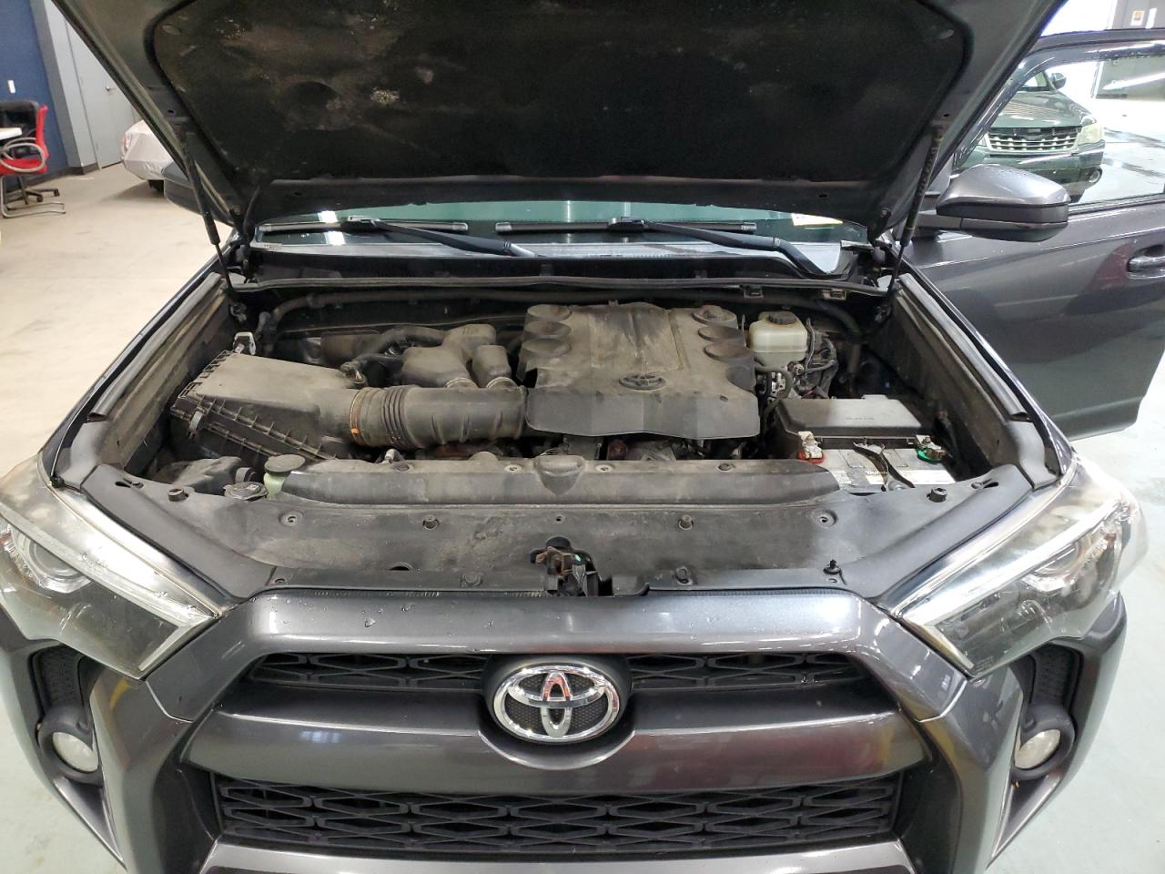 Toyota 4Runner Sr5/sr5 Premium Image 13