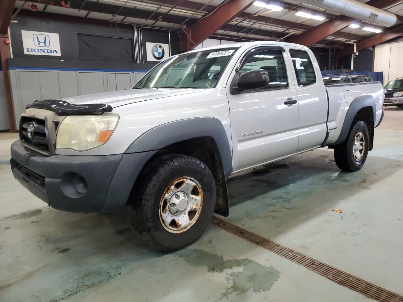 Toyota Tacoma Access Cab Image 1