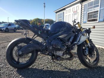 Salvage Suzuki Gsxr750