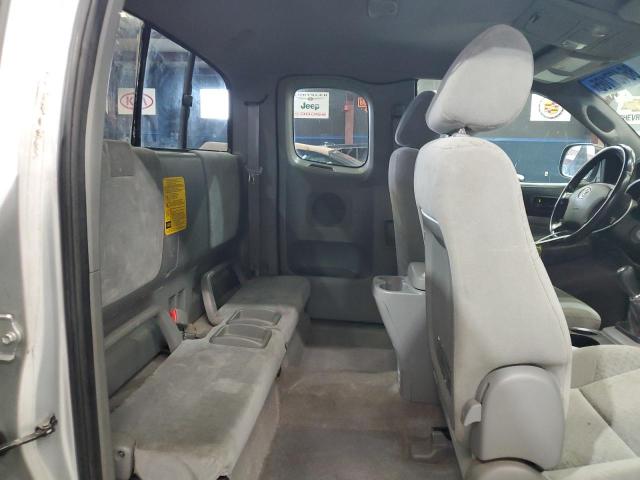 Toyota Tacoma Access Cab Image 7