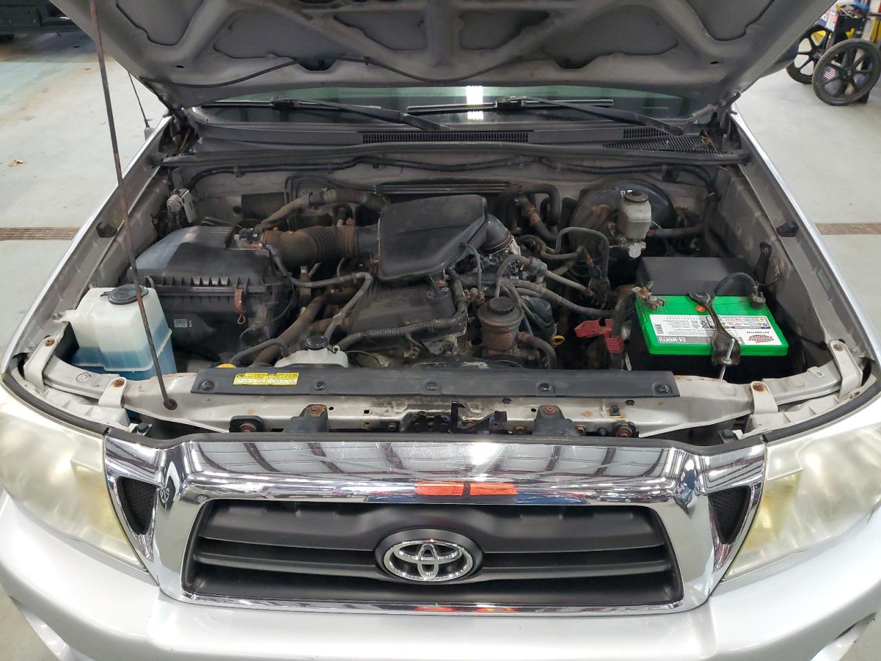 Toyota Tacoma Access Cab Image 6