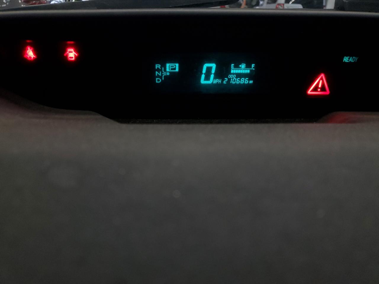 Toyota Prius Image 8